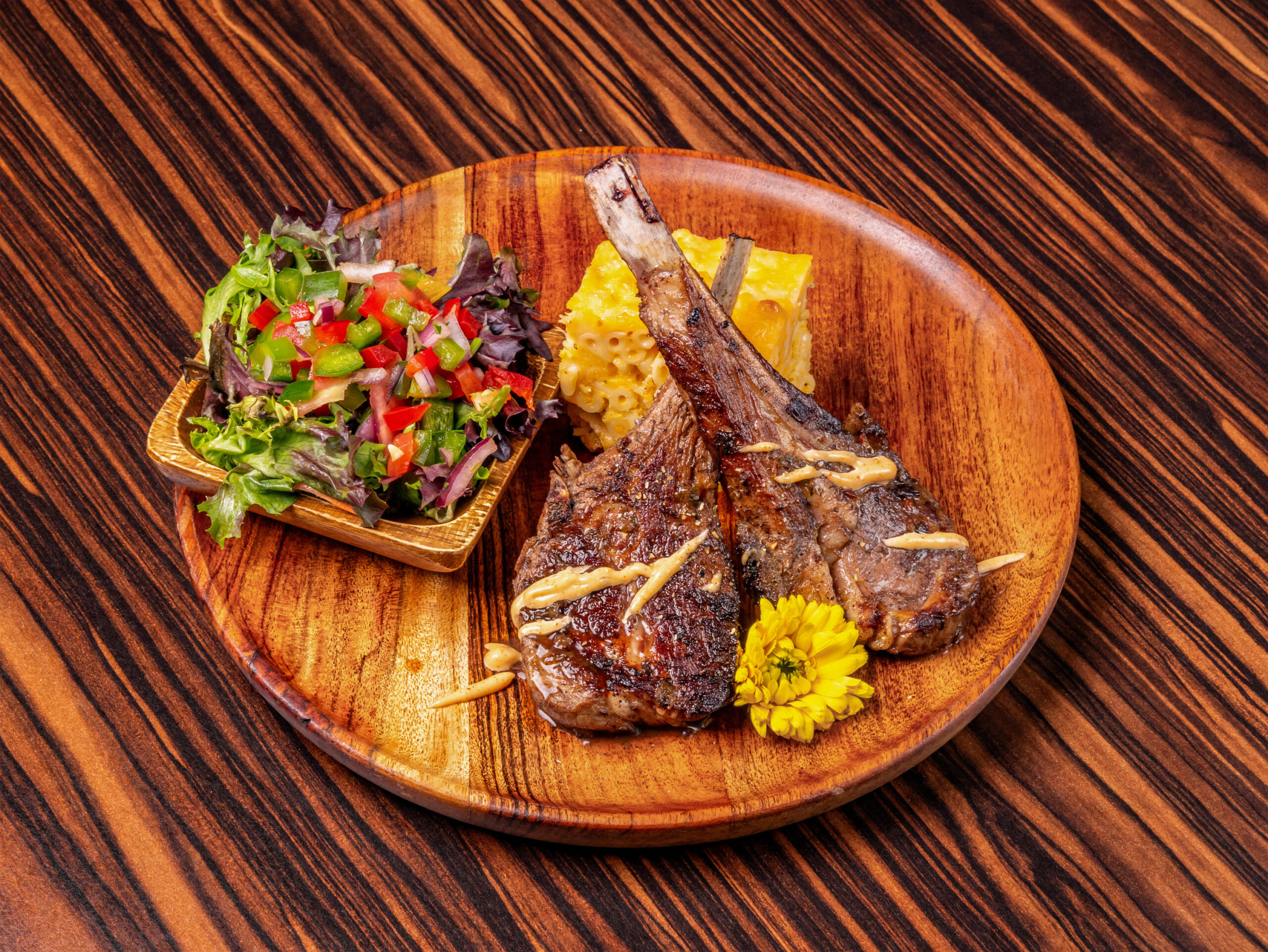 j&mbistro lambchopsplate